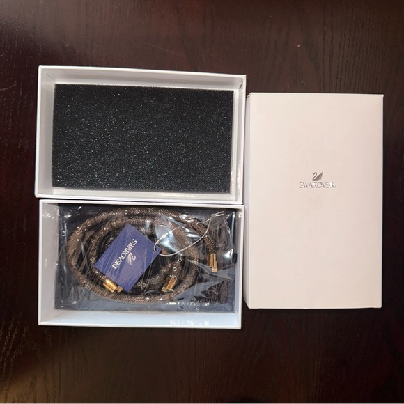 Genuine Swarovski Stardust Necklace and Bracelet Set - Picture 6 of 10